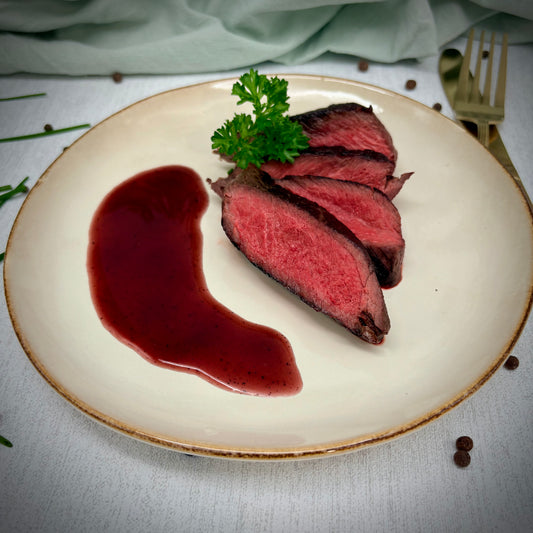 Rose gebraden diamanthaas met rode portsaus